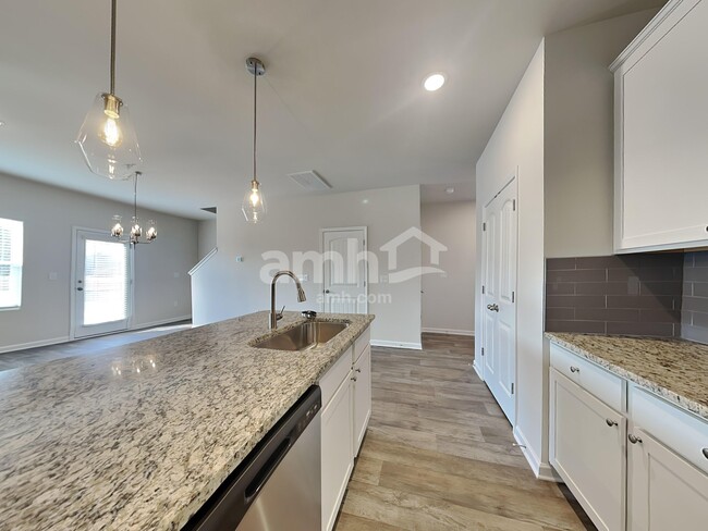 Photo - 3160 Emberly Dr