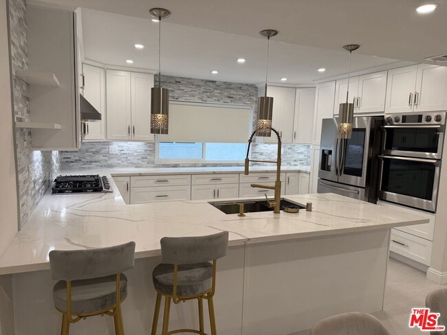 Photo - 13218 Fiji Way