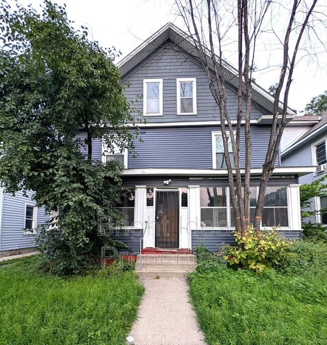 Building Photo - 2709 Stevens Ave Rental