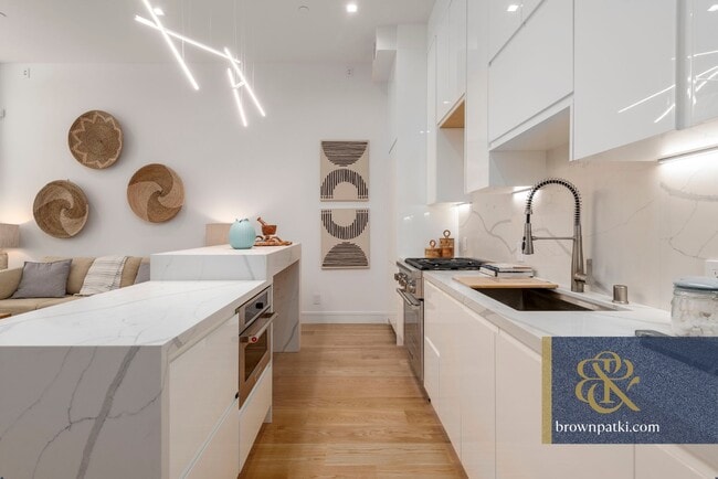 Photo - 1014 Diamond St