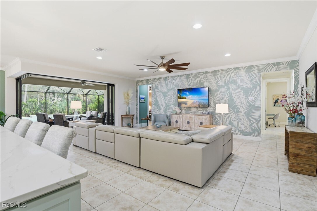 Photo - 11012 Castlereagh St