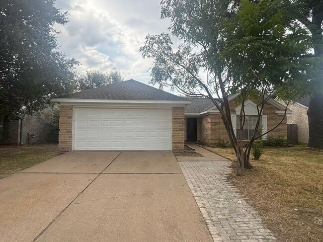 Building Photo - 6711 Prairie Village Dr