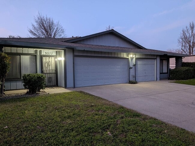 Photo - 9277 Corinthian Cir
