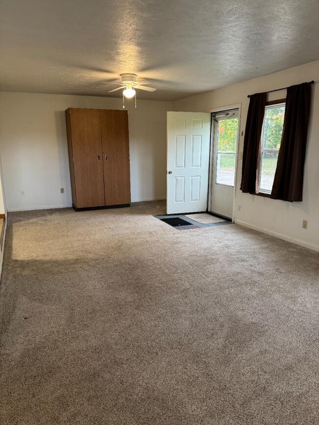 Photo - 4165 Lincoln Ave