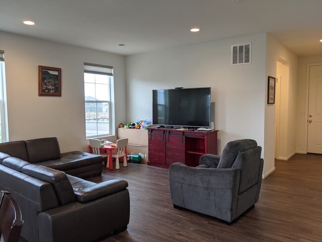 Photo - 11033 Sedalia Way