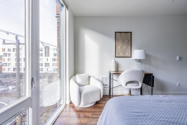 Photo - 2407 E Union St Unidad ID1364266P