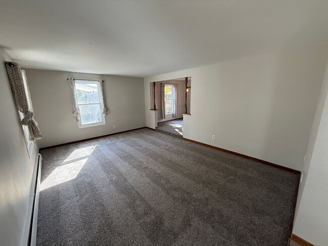 Photo - 3121 Simcoe Ct