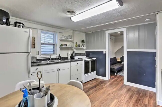 Photo - 632 Prospect Ave