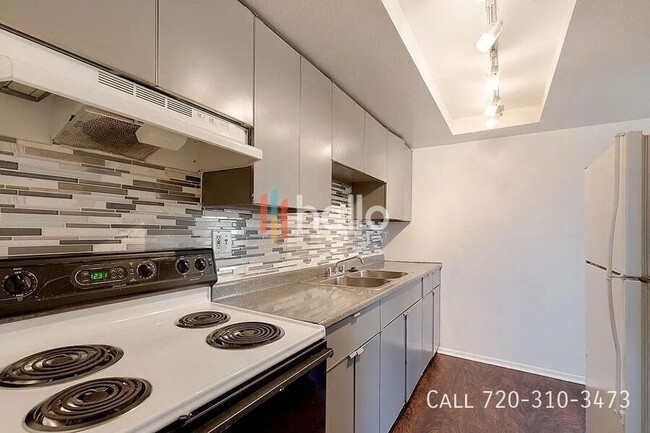 Photo - 809 N Dexter St Unit 203