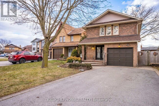 Photo - 39 Longfellow Ct