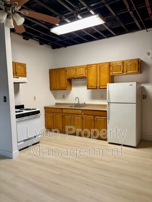 Building Photo - 50 Hedley Ave Unit 6