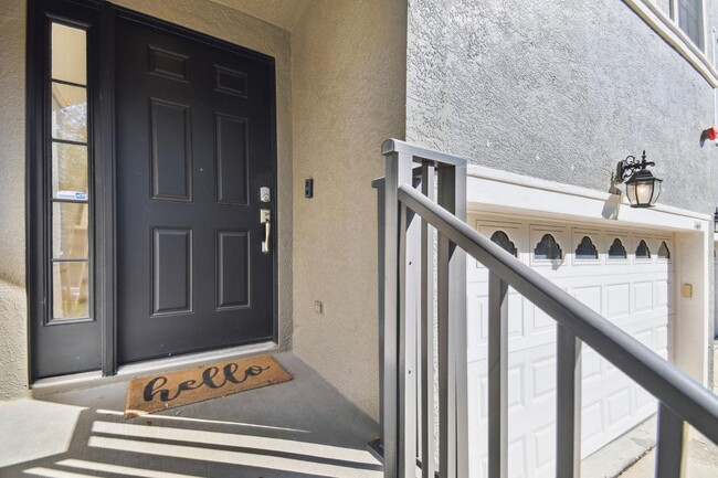 Photo - 1464 Harbour Walk Rd