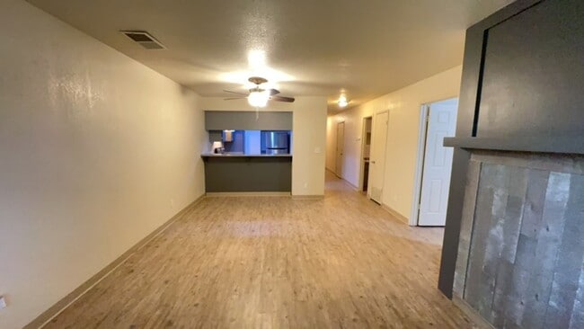Photo - 2357 Fir Ave Unit 2357-2