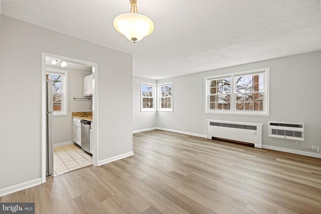 Photo - 235 N George Mason Dr Unit 235-4