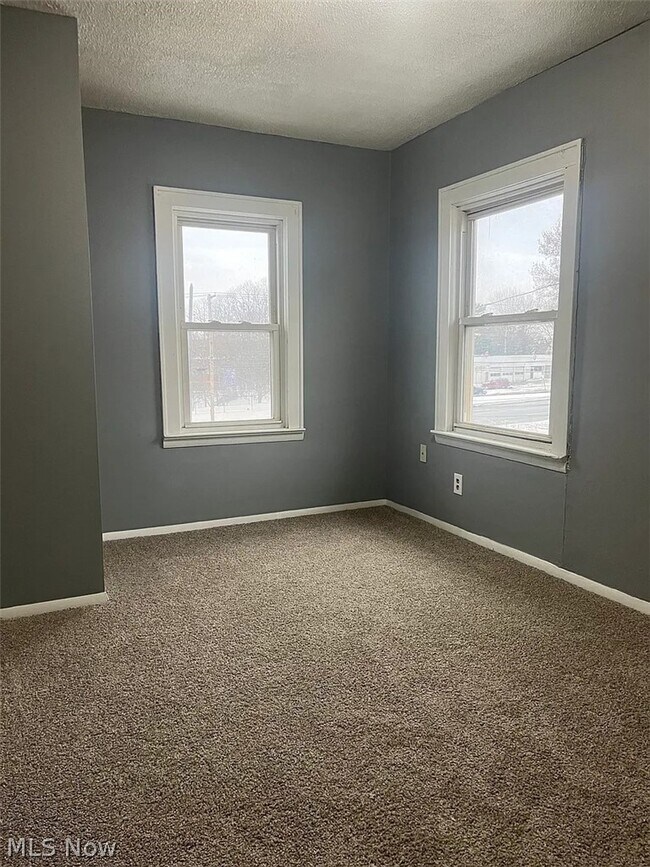 Photo - 1071 Fairbanks Pl
