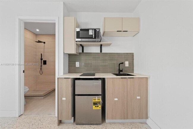 Photo - 2442 SW 3rd St Unit 3