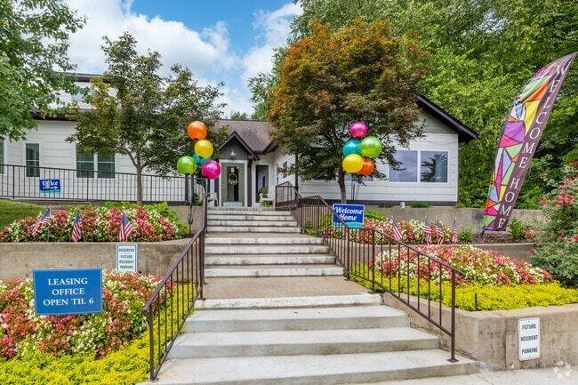 Building Photo - Bell Hollow at Century Farms Rental