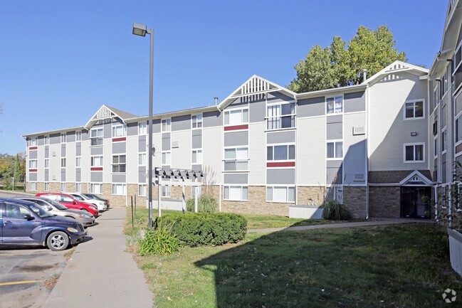 Photo - Parkview Apartments