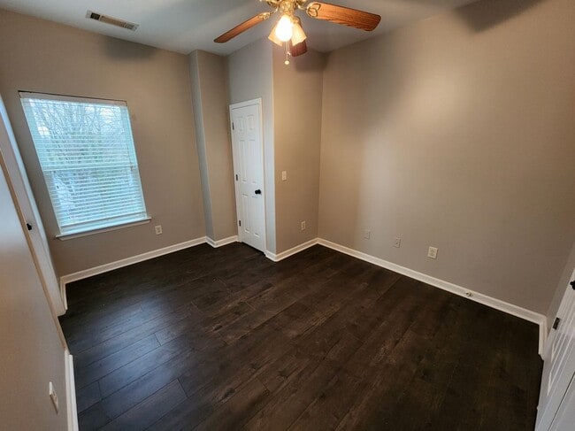 Photo - 1029 Sims St SW