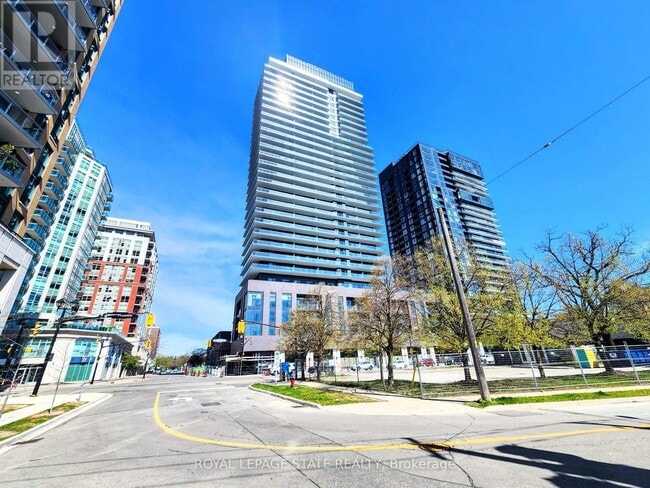 Photo - 2075 Lakeshore Rd. Unit 1006