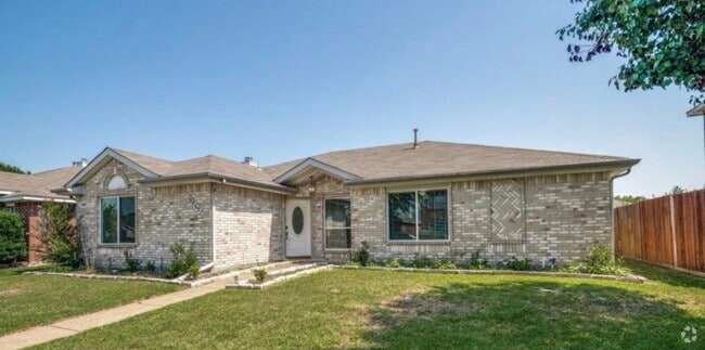 Building Photo - 7717 Coral Way Rental