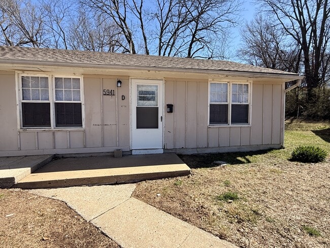 Photo - 5941 Raytown Rd