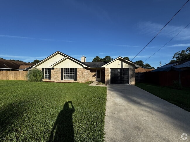 Building Photo - Home for Rent