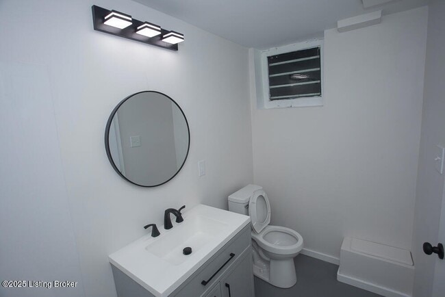 Photo - 730 S 38th St