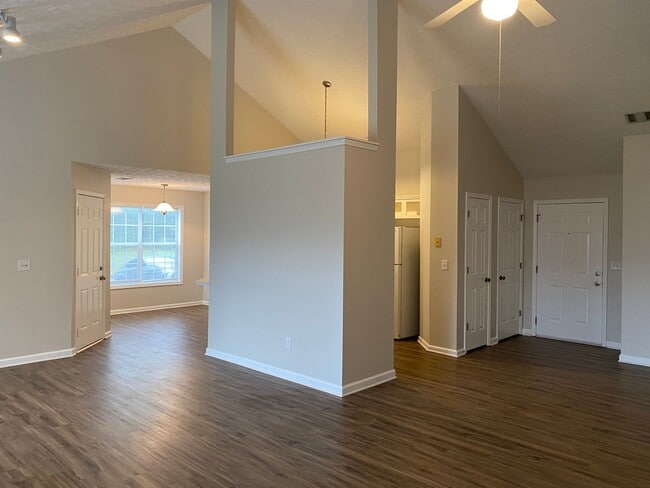 Photo - 4343 Grey Park Dr NE