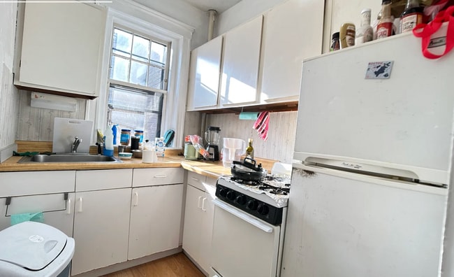 Building Photo - 317 Allston St Unit 15R