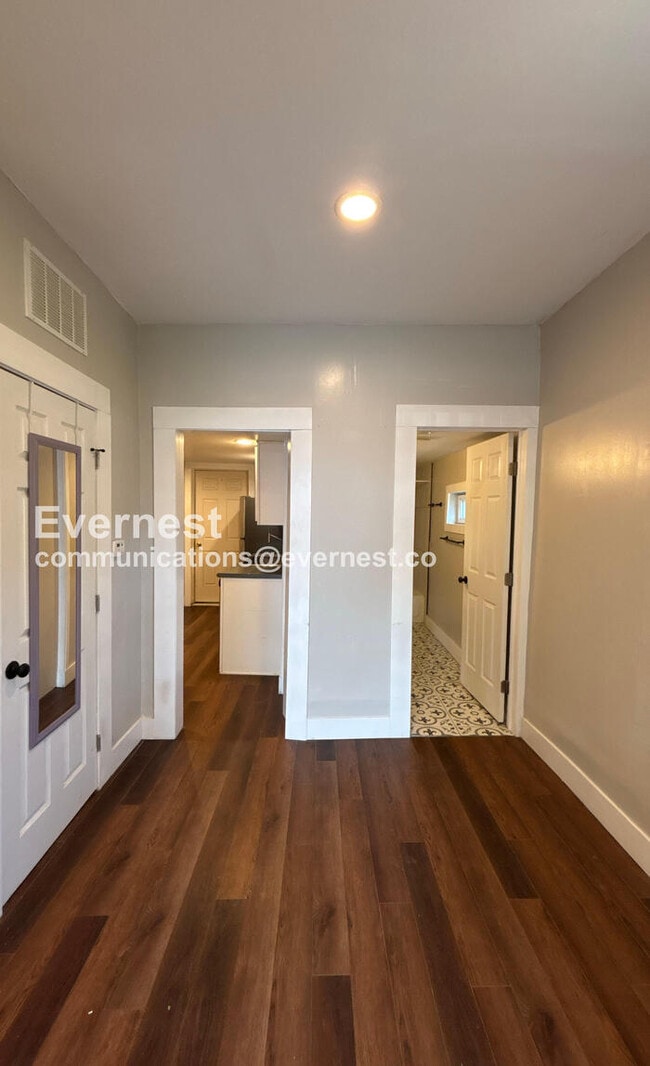 Photo - 1494 Manchester Ave