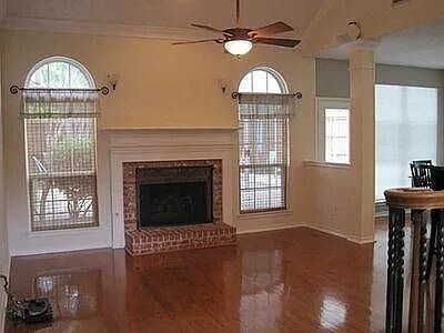 Photo - 1420 Sassafras Dr