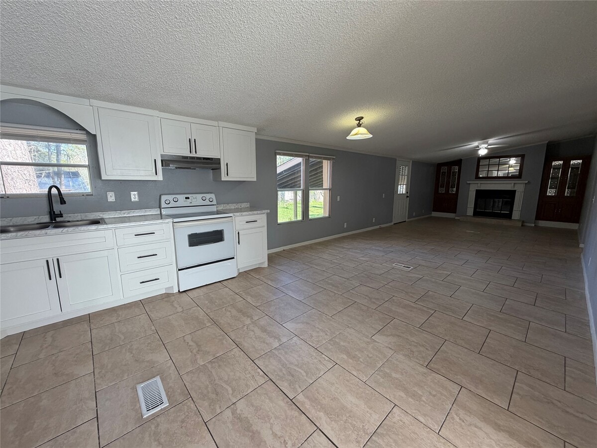 Photo - 15467 Delores Ln