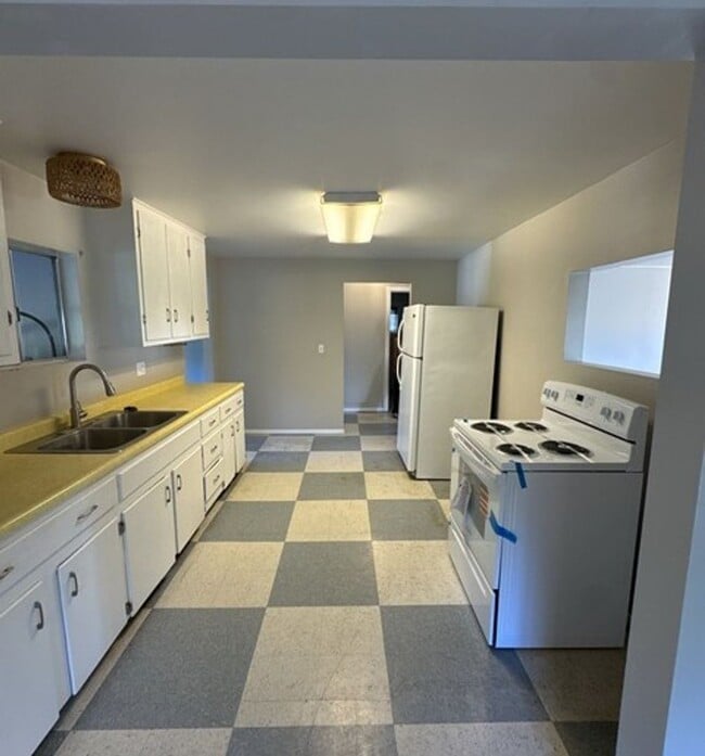 Photo - 2Bd/1Ba Single Story House - Available Soon!