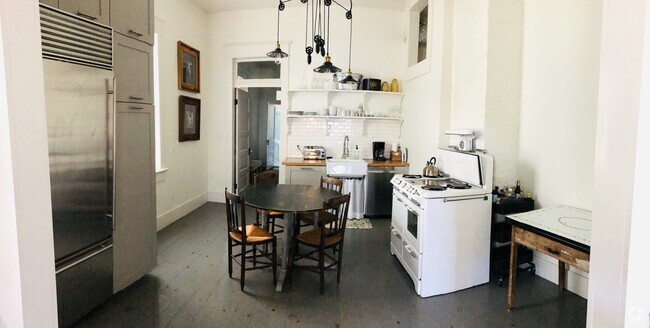 Building Photo - 1360 Constance St Unit 1360 Constance St. Rental
