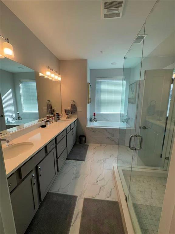 Photo - 670 Hudson Wy