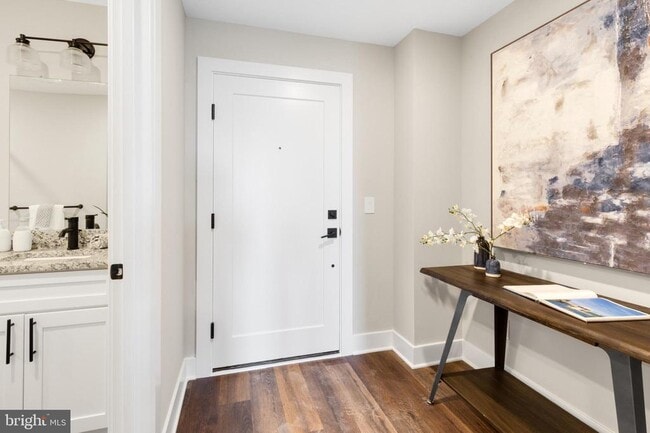 Photo - 1924 N Front St Unit 207