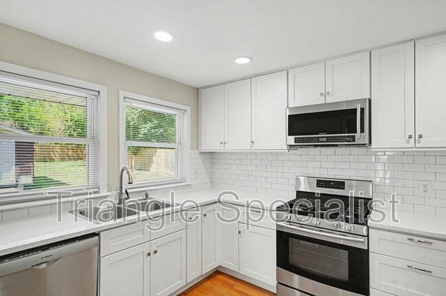 Photo - 2748 Layden St