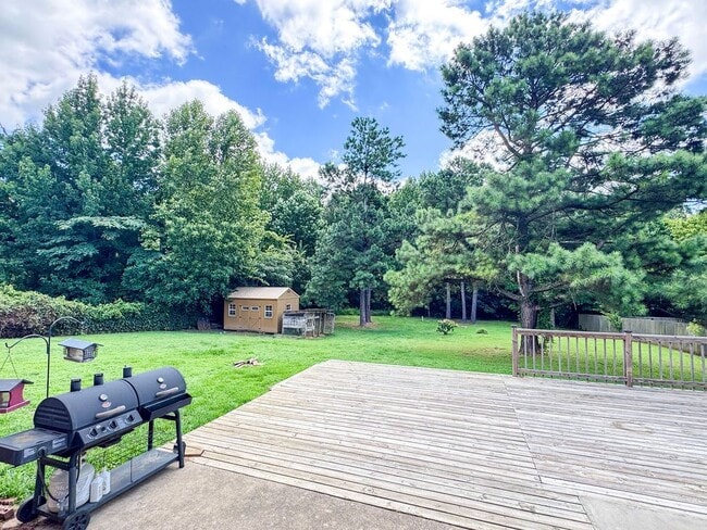 Photo - 82 Wilkinsville Rd