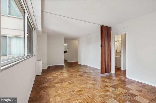 Photo - 4515 Willard Ave