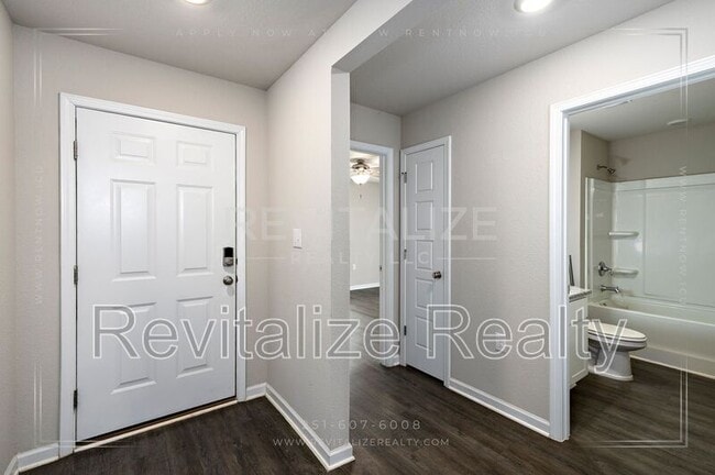 8072 Irwin Loop