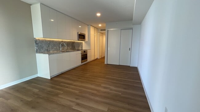 Photo - Brand new luxury Studio for rent in A'Ali'i Unit 2108 Honolulu, HI