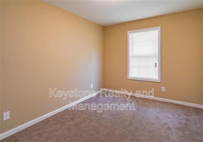 Photo - 1721 Thistlewood Dr