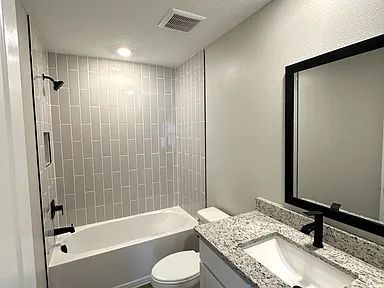Photo - This almost new home is in the beautiful Crossings at Palm River Neighborhood, 5 minutes from 618...