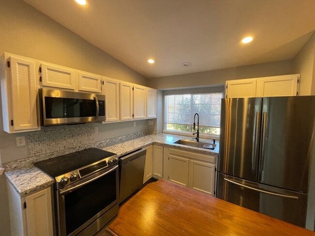 Photo - Charming 3 Bed/2 Bath Rambler in NE Tacoma — Cul-de-Sac Living with a Fenced Yard