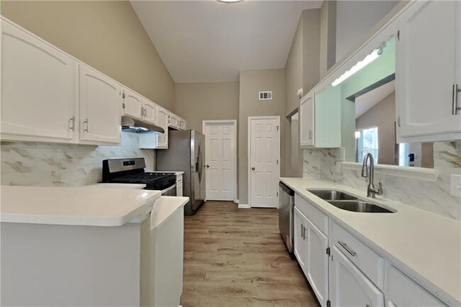 Photo - 2071 Boone Pl