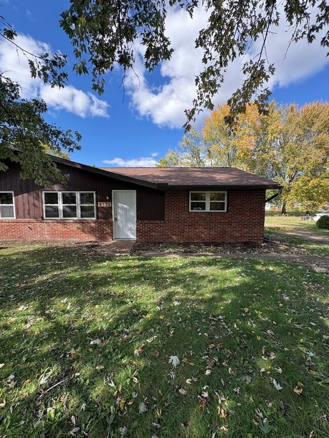 Building Photo - 8523-8525 Manchester Ave. Duplex Unit 8525 Manchester Ave.