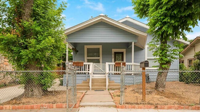 Photo - Fully Furnished 3 bedroom 2 bath  for 2 we...