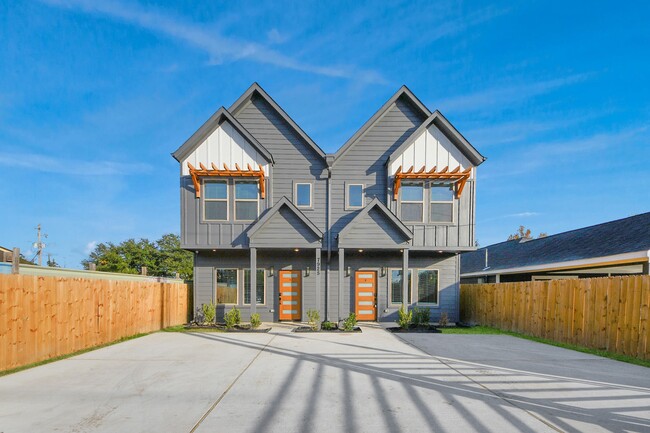 Building Photo - 7925 Ritz St