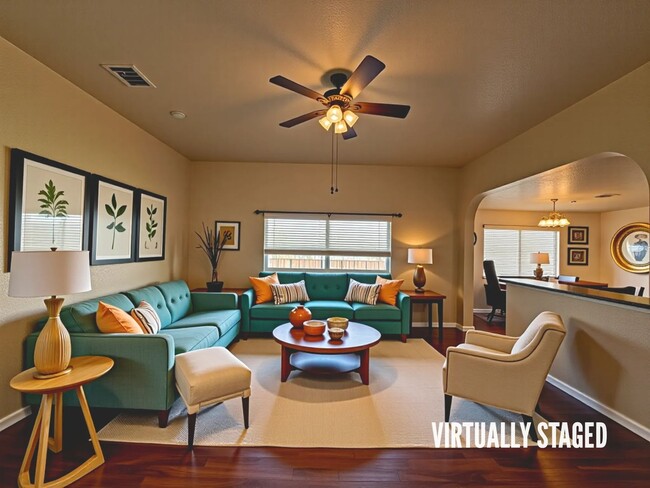 Photo - 7819 Woodbury Dr
